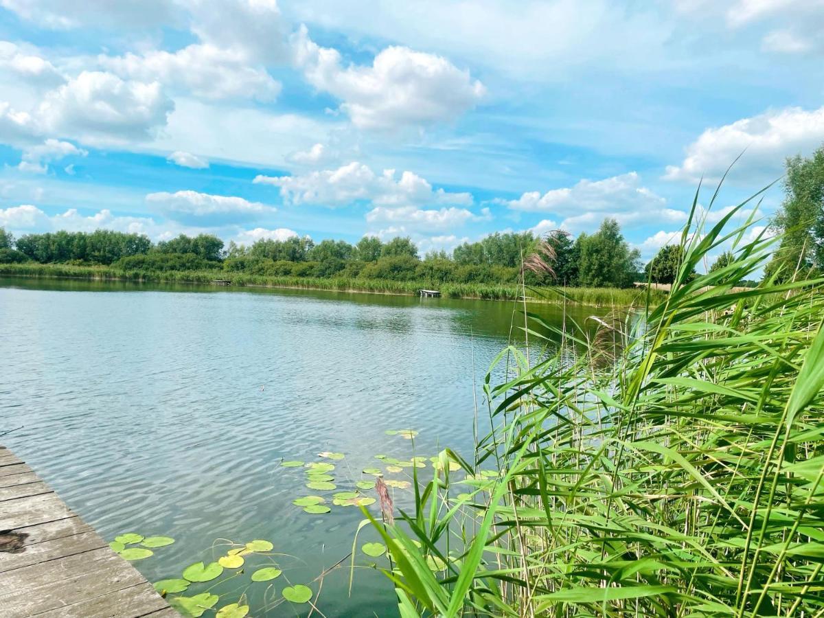 Landhaus Mit Pool, Bungalow In Der Natur Hohenbollentin Zewnętrze zdjęcie
